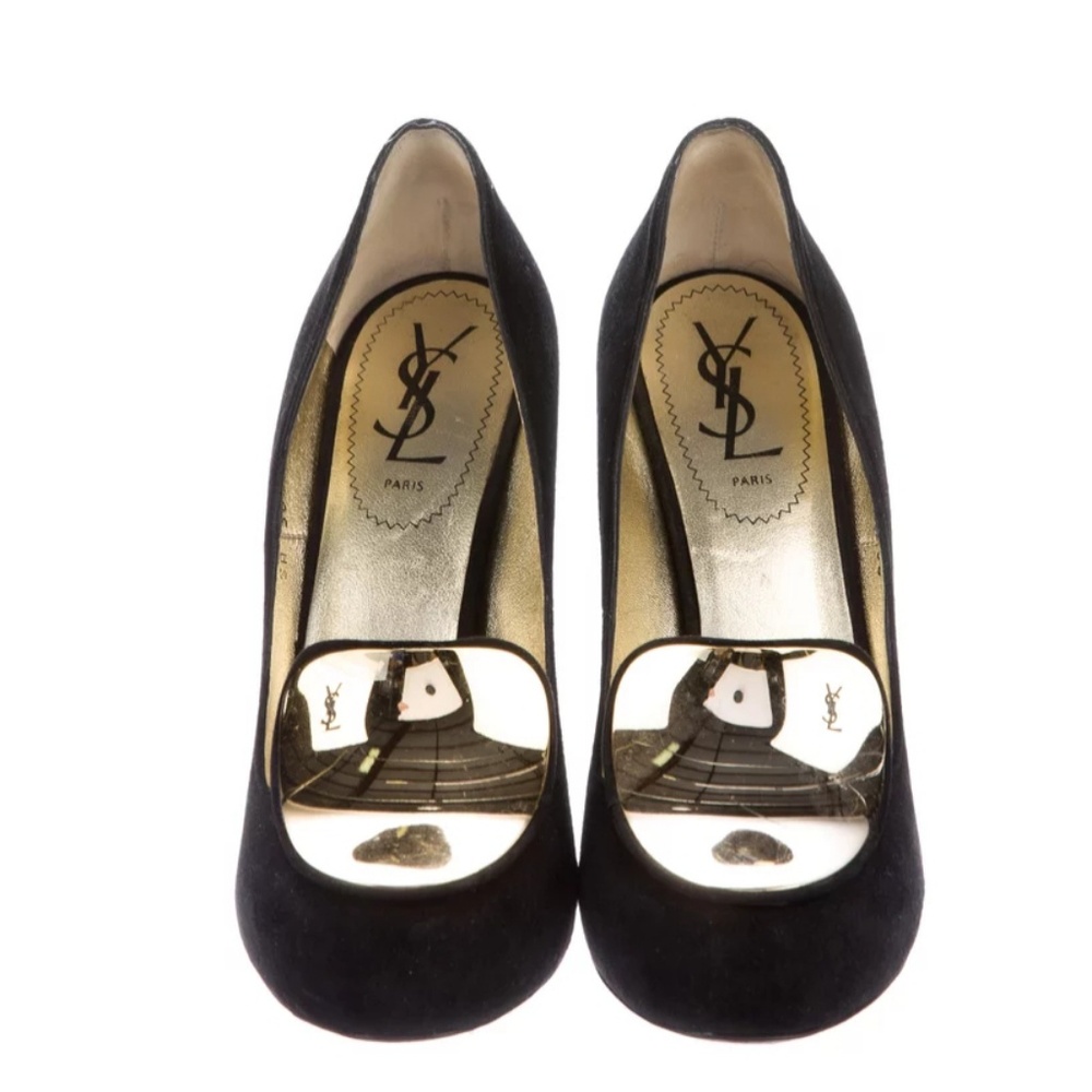 YSL suede pumps.no box